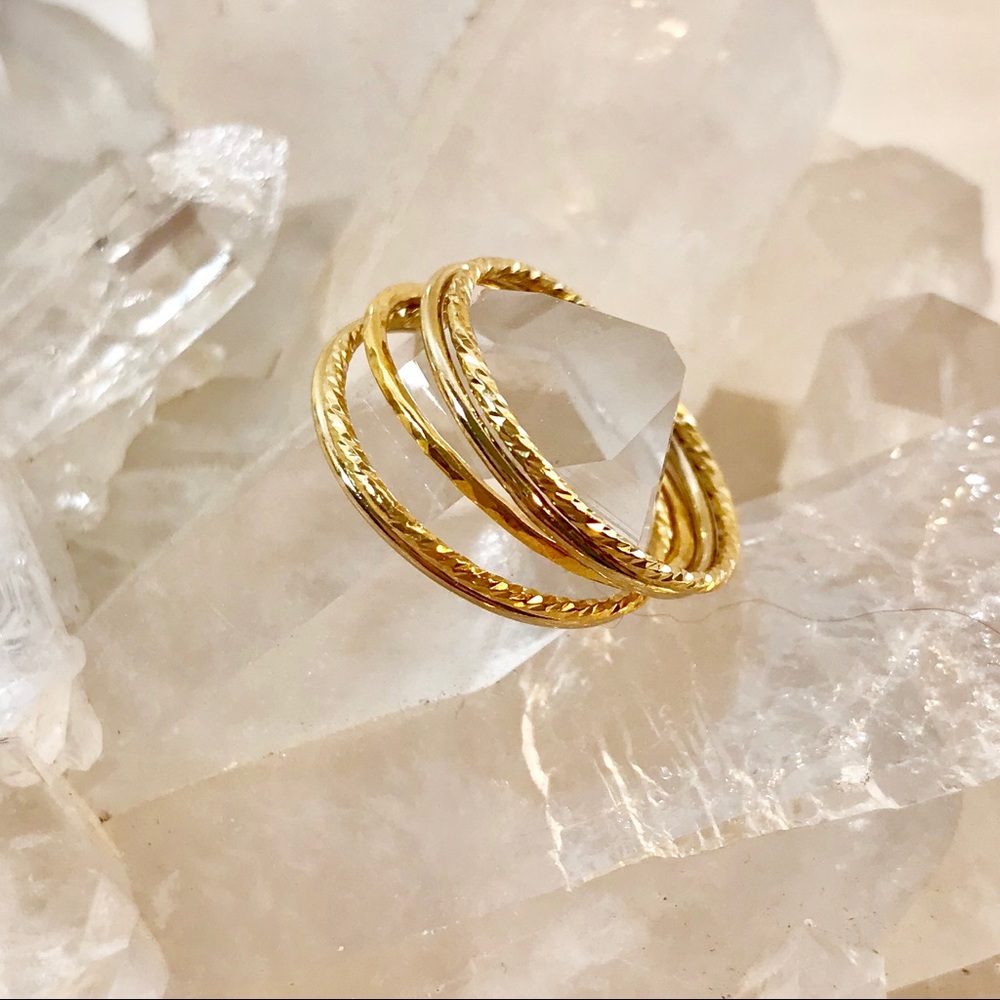 ✨Set of 5 Gold Stacking Rings✨